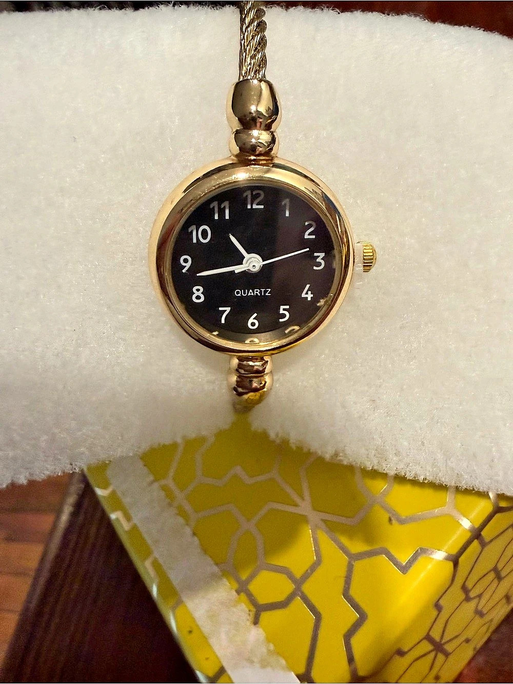 Bracelet Gold-Tone Quartz Watch in Gold & Black NWT